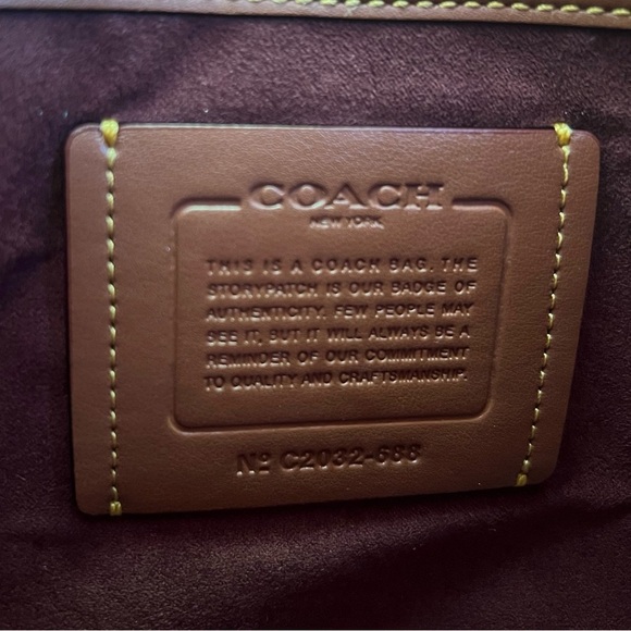 NWOT Coach 1941 Emery Crossbody Colorblock Red Apple Glovetanned Leather 688 - Picture 12 of 16